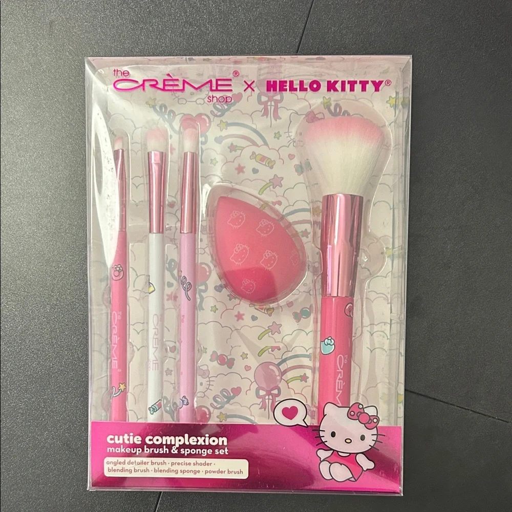 Hello Kitty Pink Makeup Brush Set - Picture 1 of 3